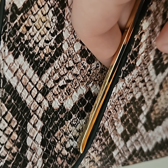 Cato Snake print small cross body purse - Picture 3 of 5